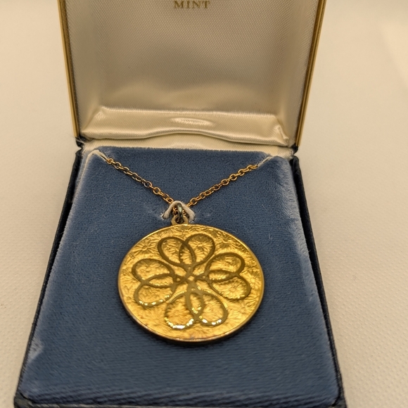 Franklin Mint Love Pendant - Picture 2 of 5